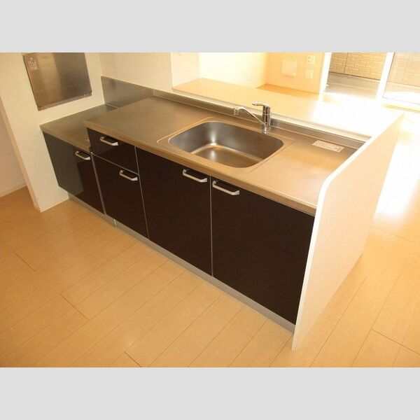 コモンシティハイツI202号室 キッチン(対面)