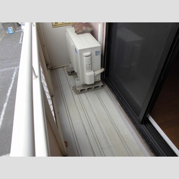 ロイヤルハイツⅡ バルコニー