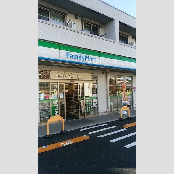 Blumenlied(ブルーメンリート) ファミリーマート舎人1丁目店まで徒歩7分(555m)