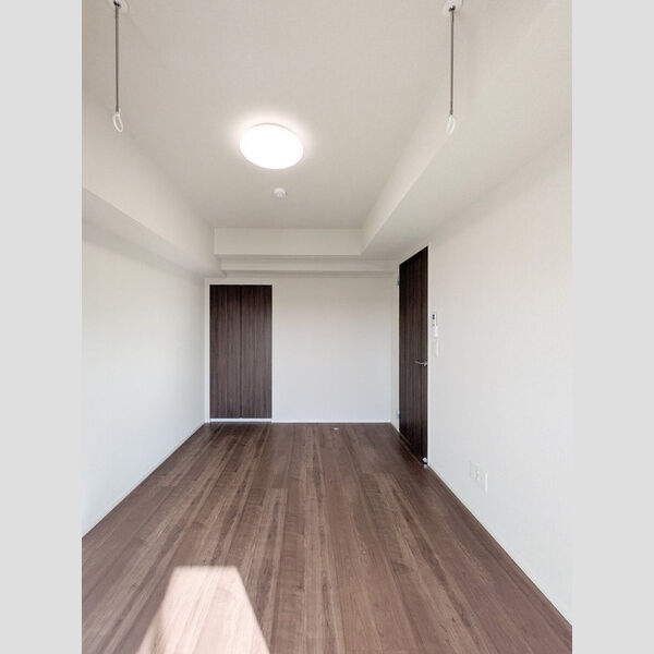 サンジョイアゼロ702号室 洋室6.8帖④