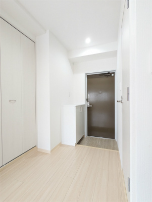 レジデンス宮前平 玄関