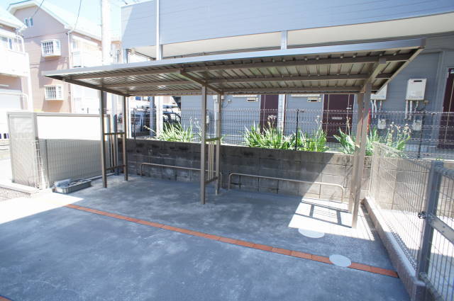 アメニティー・なかにしⅢ0203号室 自転車置き場です☆