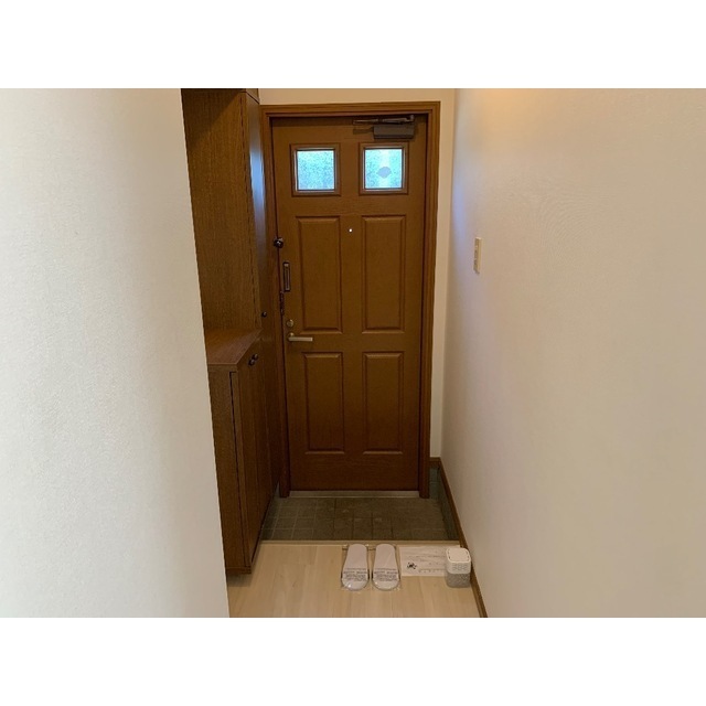 サンパティークB 玄関