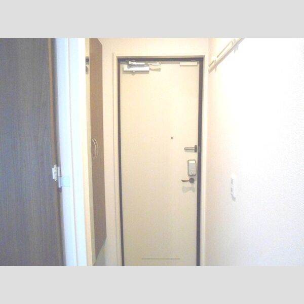 プレジオ　Ⅱ303号室 内玄関