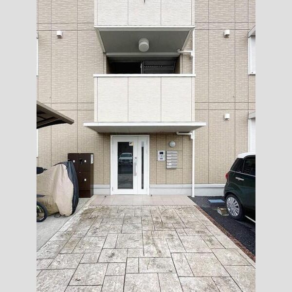 メゾンペール 出入口