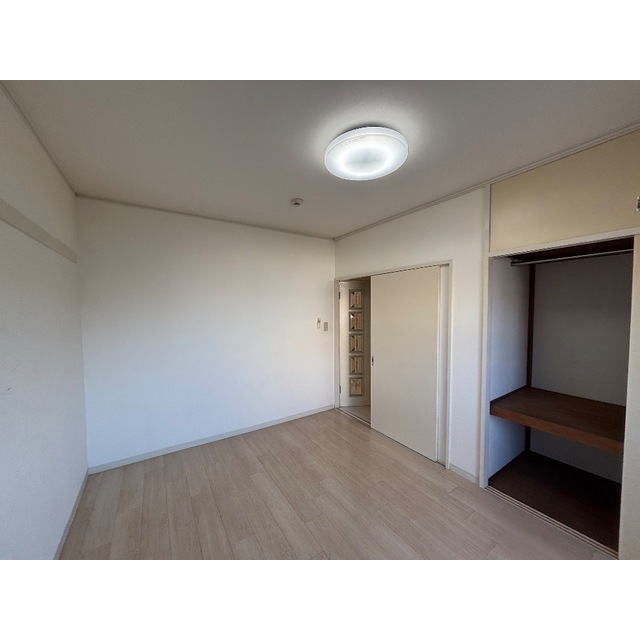 行田ハイツ2号棟 内観