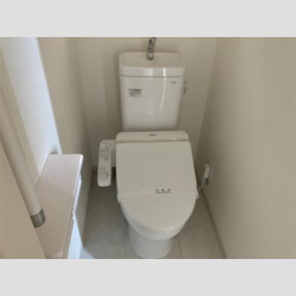 マイホームネクスト浦安富士見　1号棟 トイレ