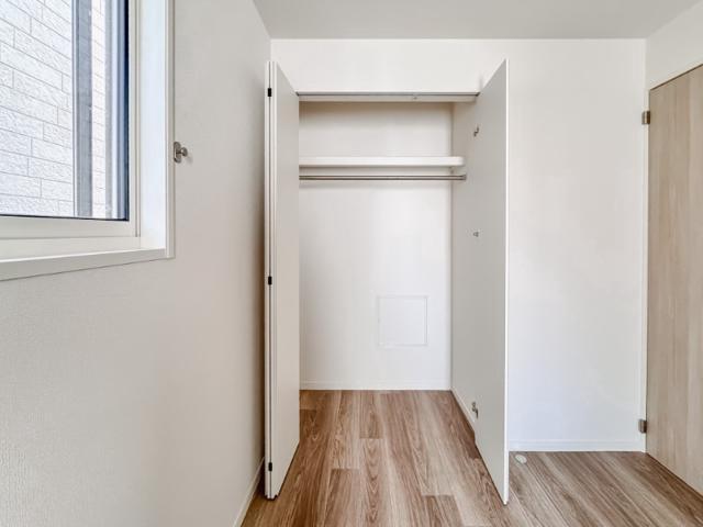 美園ミノリエ 収納