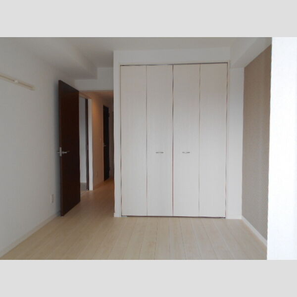 セレス稔台303号室 洋室