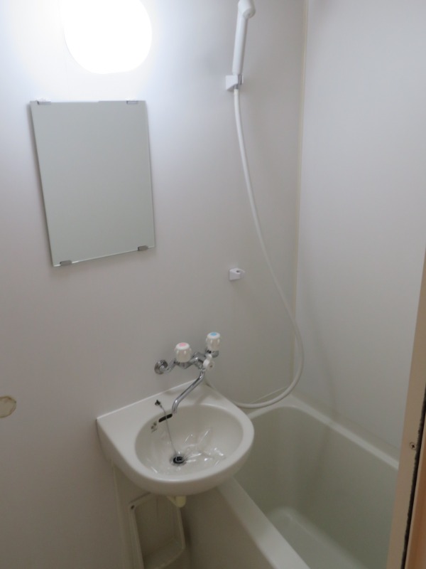 アルテメゾン1階 ＊別号室の写真となります。