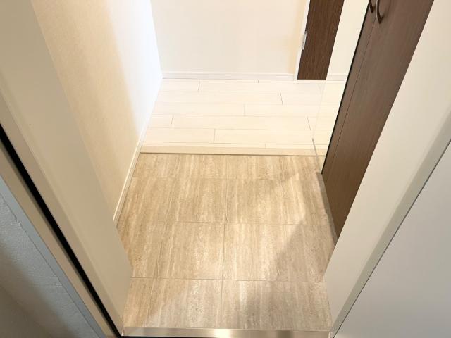 ゼフィール 玄関