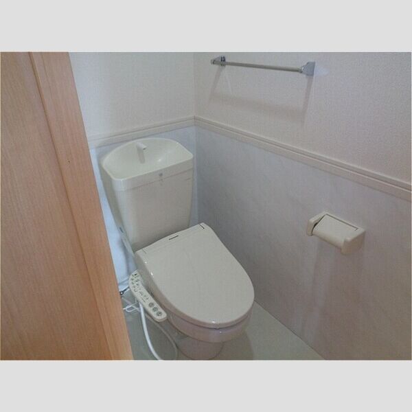 ヴェルデ コリーナ　参番館 温水洗浄暖房便座