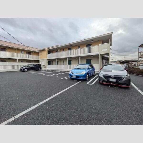 エルミタージュ　Ⅱ 駐車場