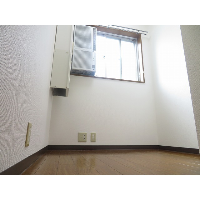 ダイヤモンドレジデンス湯島 洋室