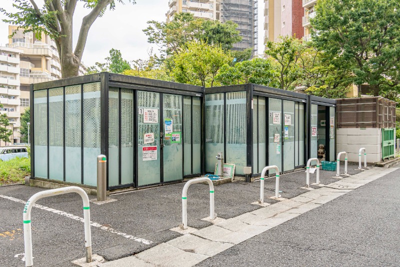 南永田団地1-3号棟8階 ゴミ捨て場