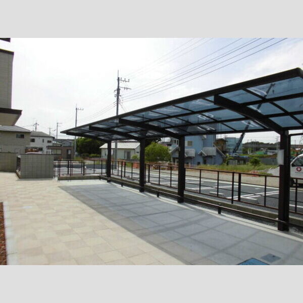 アピチェ 駐輪場