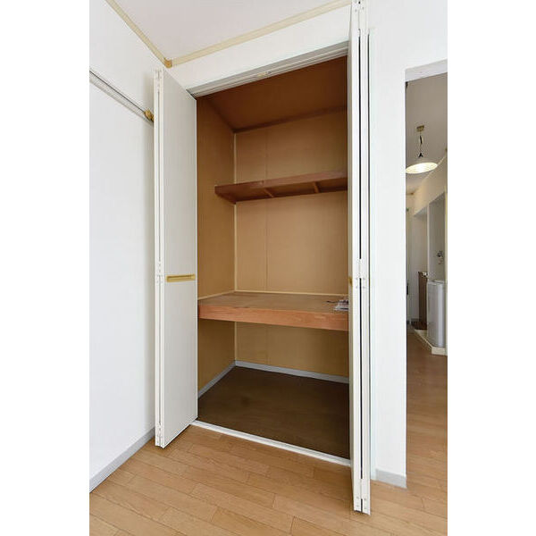 パークヨコチョー0201号室 収納