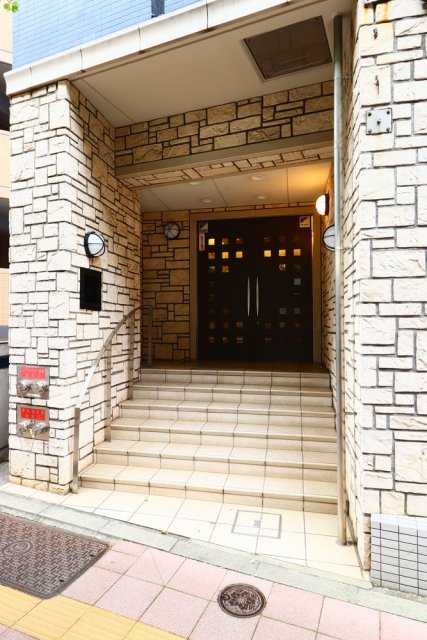 ステージファースト三軒茶屋アジールコートⅡ エントランス