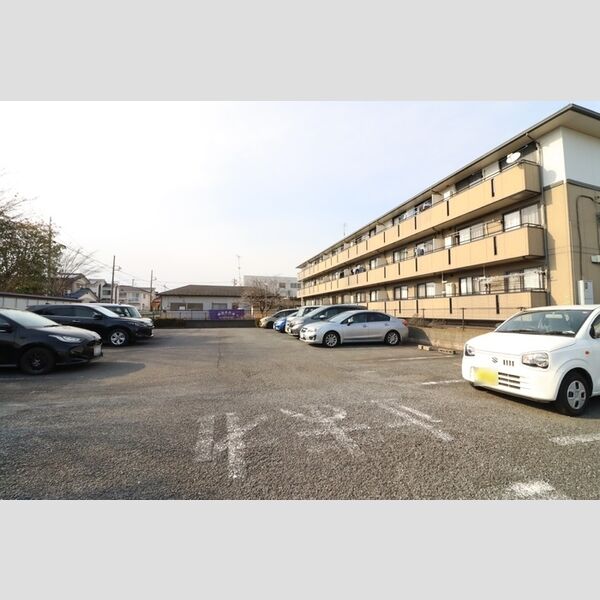 パルテール 駐車場