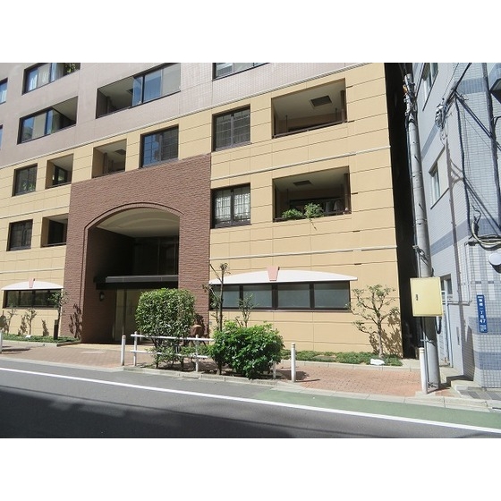 グランシティラピュタタワー エントランス