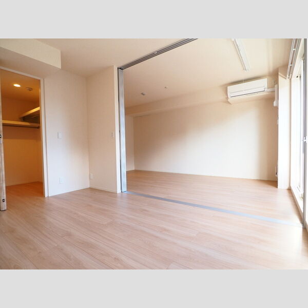 ビーグルテラス　B204号室 洋室