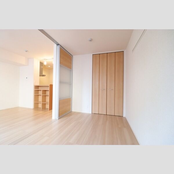 パティーナ202号室 洋室　5帖