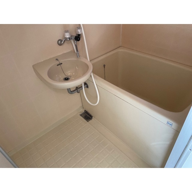 オレンジ・ハイツ106号室 お風呂