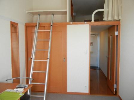 レオパレスｍｏｍｏ203号室 内観