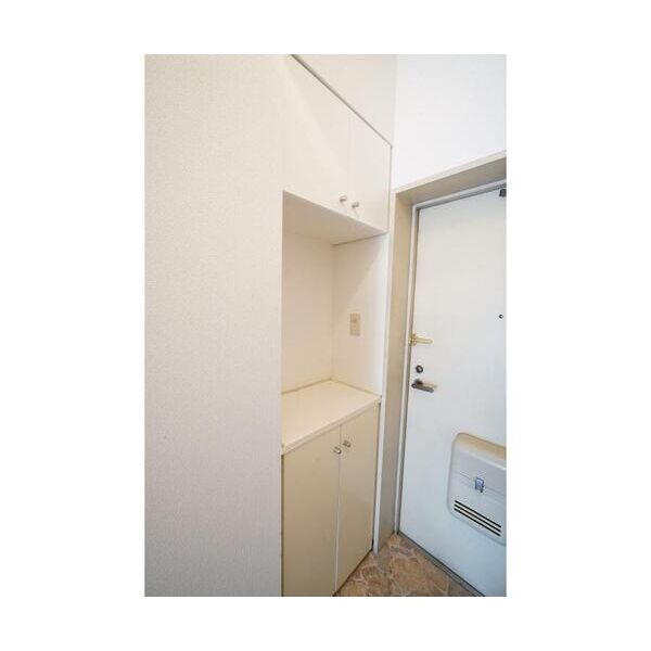 リバティハウス406号室 玄関