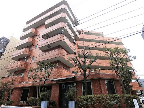 ライオンズマンション千駄ヶ谷の外観画像