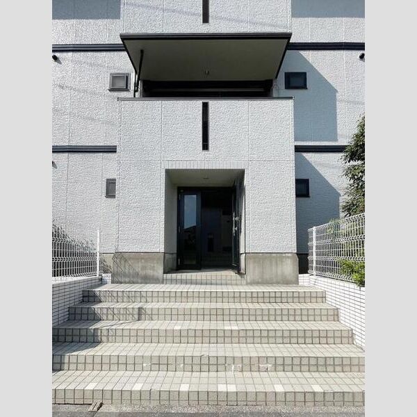 ヴァンベール冨士 エントランス