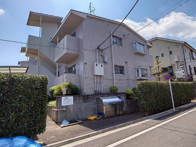 ヒルトップマンション石原1階 外観