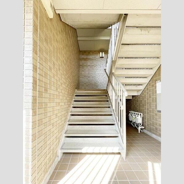 フェアレーン高野台　　Ⅱ ロビー