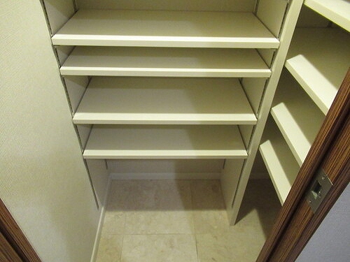 ザ・スカイクルーズタワー9階 玄関収納