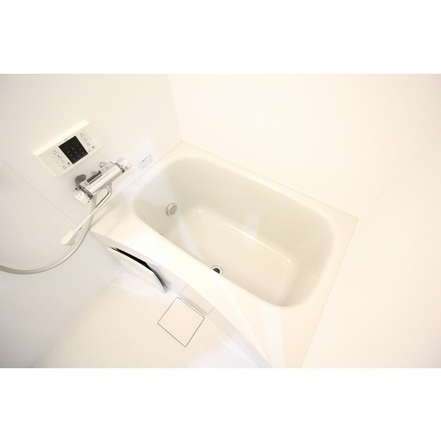 フォルビテッツァ松ヶ丘210号室 お風呂