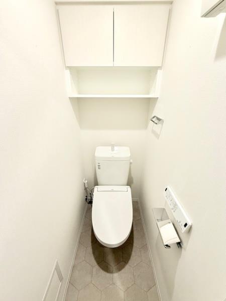 アジールコート町屋4階 トイレ