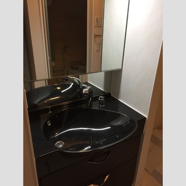 ラ フランス髙梨 洗髪洗面化粧台