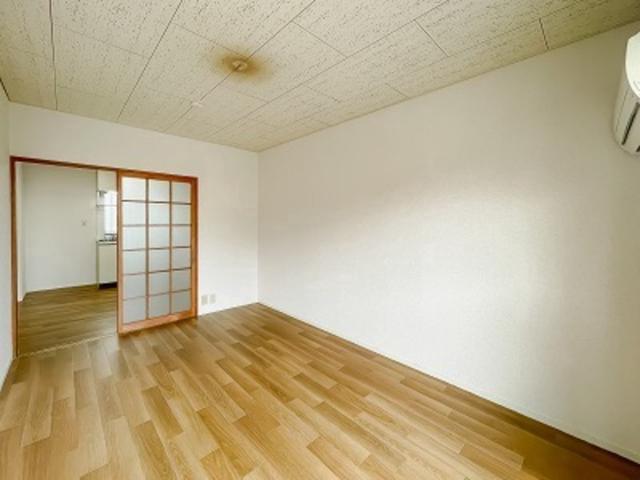 オークスＣ2階 内観