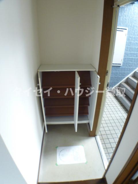 Ｏ・Ｓハイム 靴は下駄箱にしまえますよ。