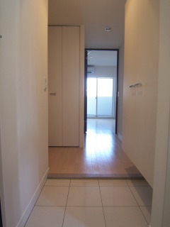 ＲＡＳＩＳ　大山‐山手通り8階 内観