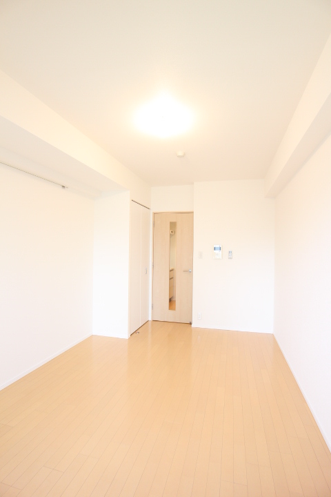 プラウドフラット鶴見Ⅰ1003号室 同建物別部屋の参考画像