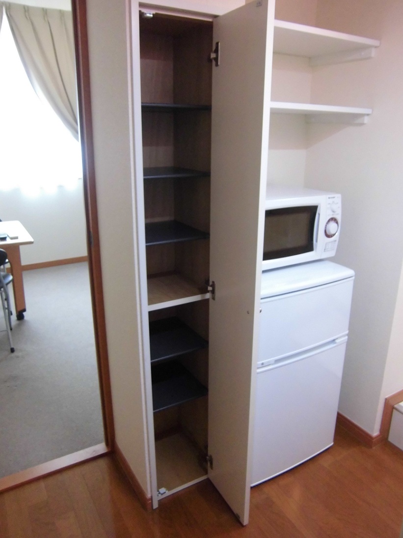 レオパレスディアコート 内観