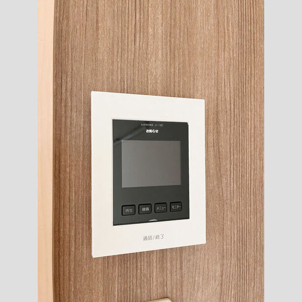 桜プレイス206号室 206号室モニター付きインターフォン