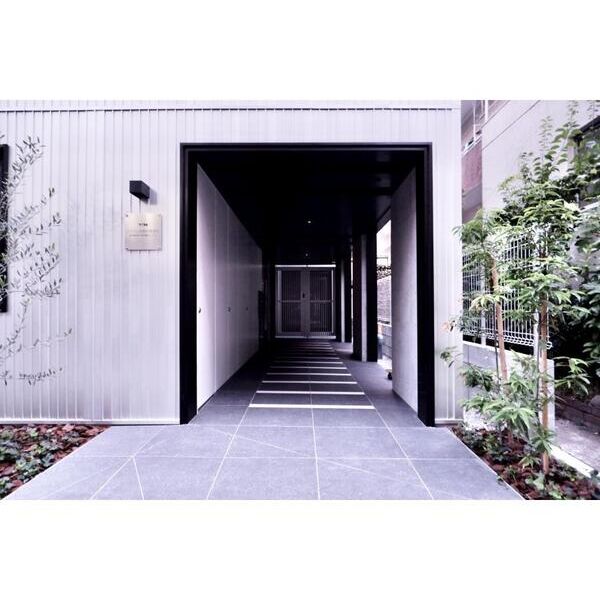 トライム早稲田鶴巻町102号室 エントランス