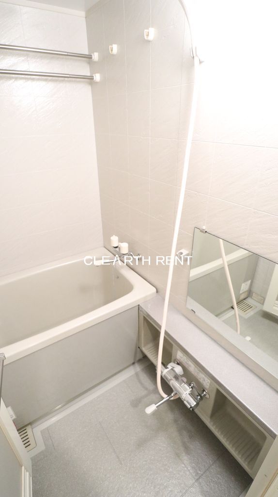 パレステュディオ新宿パークサイド14階 ☆清潔感のあるバスルーム/浴室乾燥機付き