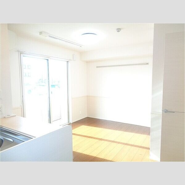 グラン・レーヴ102号室 洋室