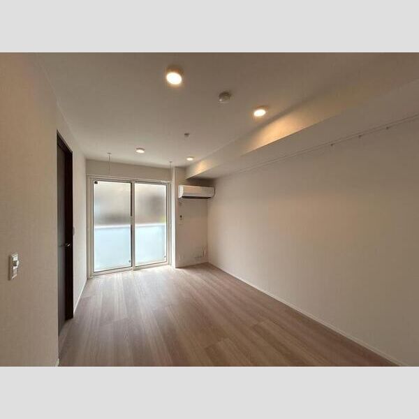 セレスティア西綾瀬 LDK