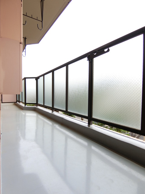 リヴェール高幡２　Ａ棟A202号室 バルコニー