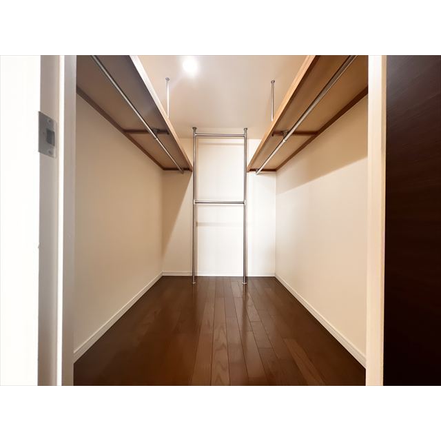 プラウド新浦安 主寝室のWIC