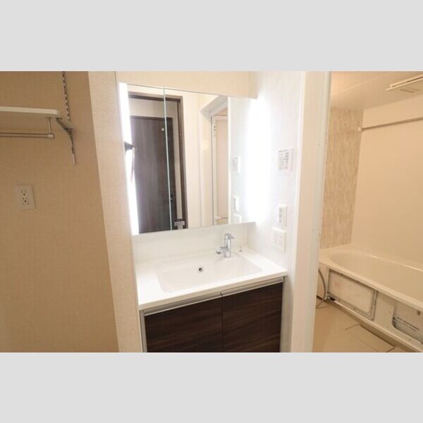 STELLA新松戸 洗髪洗面化粧台